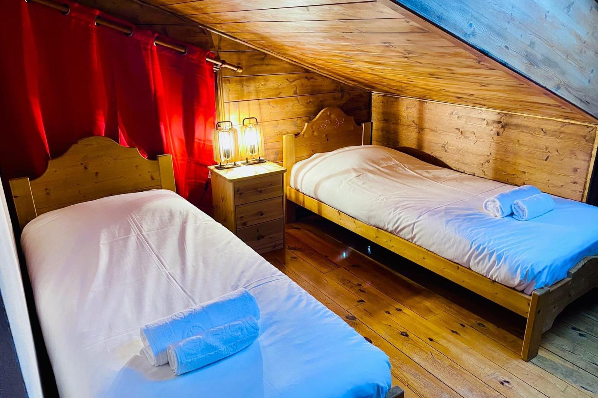 Mont Blanc View Apt In The Heart Of Chamonix Exterior photo